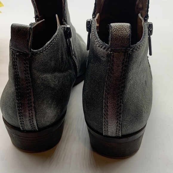 Lucky Brand Silver Ankle Boot Sz 8.5. MCA1273B - Picture 4 of 10